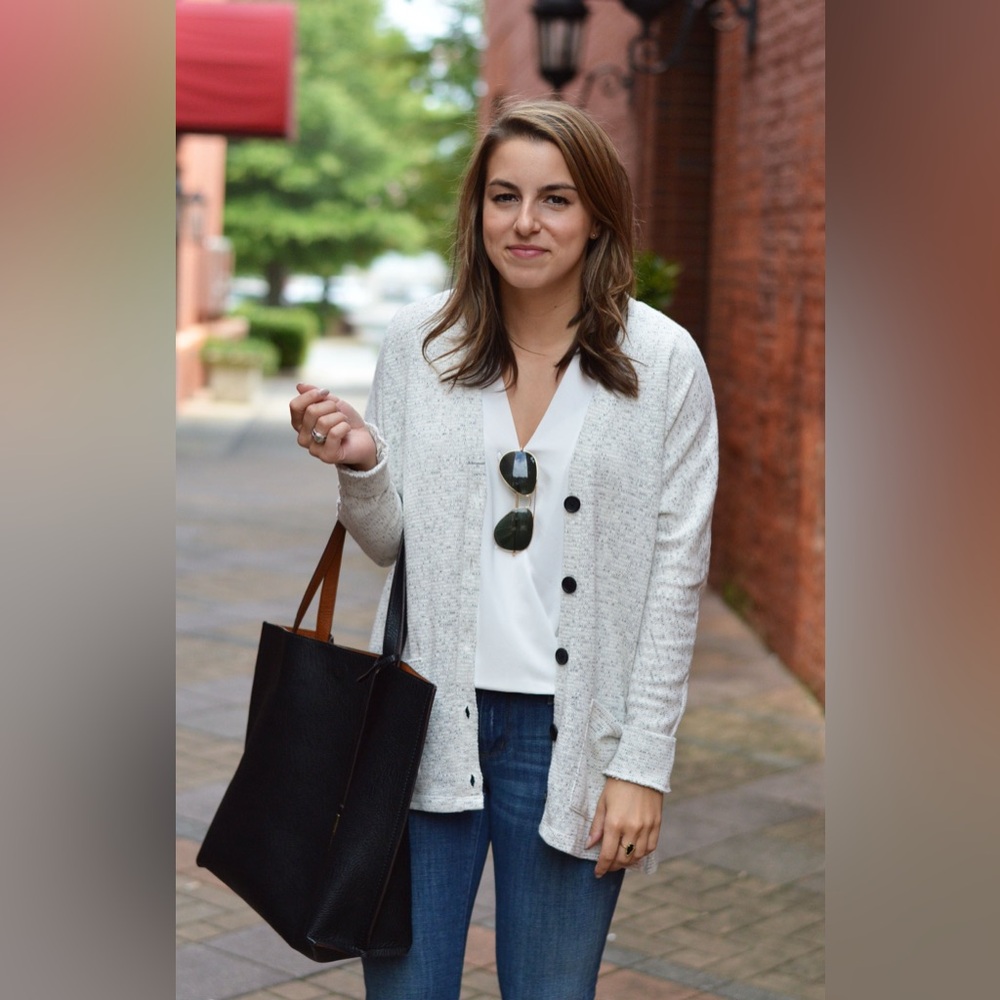 American Eagle Lightweight Boyfriend Cardigan Sweater Eclectic Grandpa Comfy